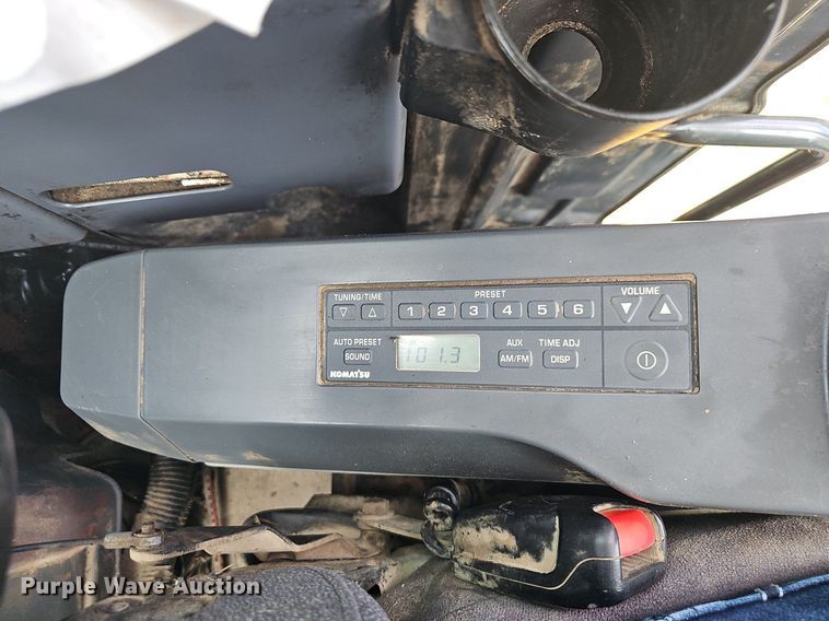 image for item OG9490 2017 Komatsu PC88MR-10  mini excavator