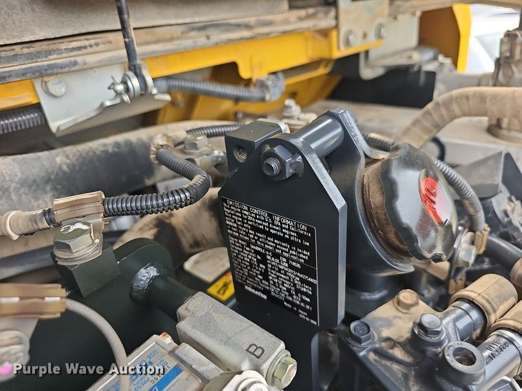 image for item OG9490 2017 Komatsu PC88MR-10  mini excavator