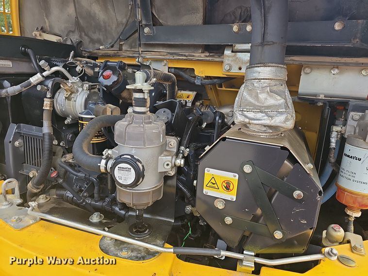 image for item OG9490 2017 Komatsu PC88MR-10  mini excavator