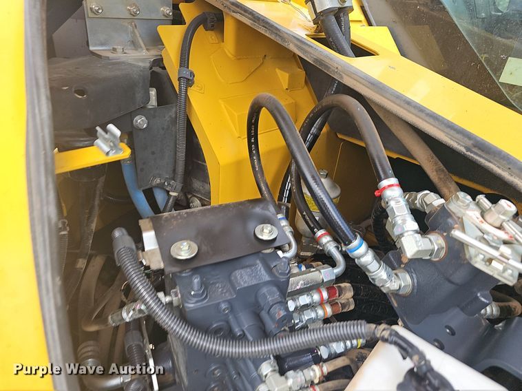 image for item OG9490 2017 Komatsu PC88MR-10  mini excavator