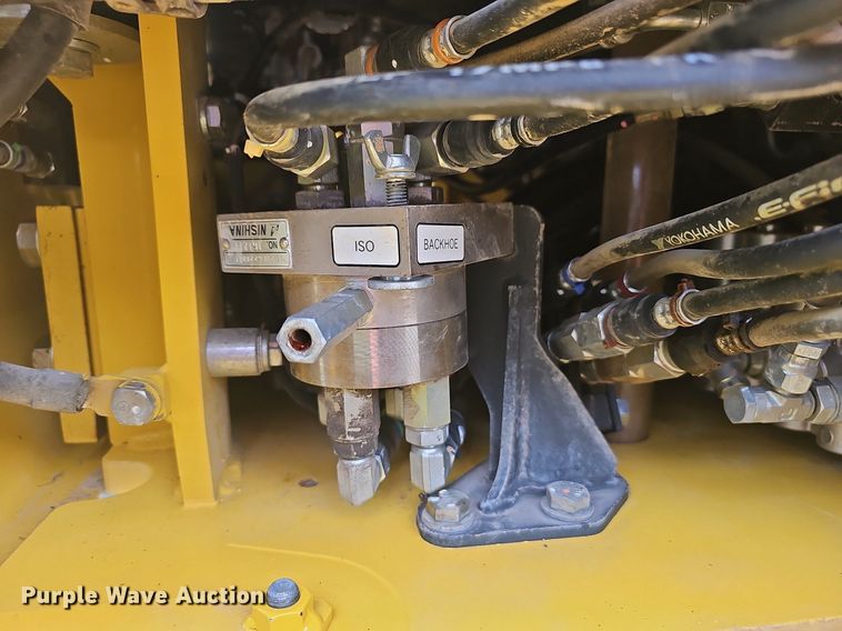 image for item OG9490 2017 Komatsu PC88MR-10  mini excavator