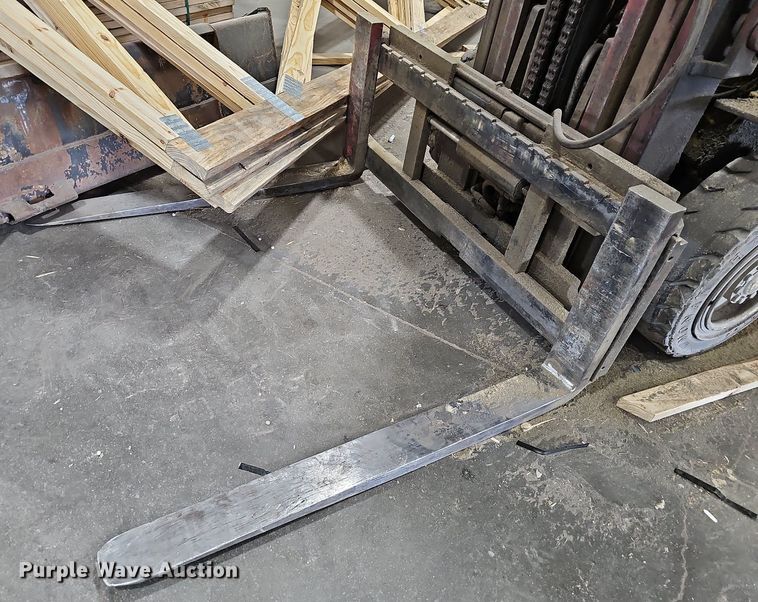 image for item OG9499 Hyster H80XL2  forklift