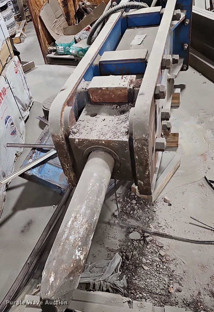 image for item OG9502 Okada OKB319  hydraulic breaker