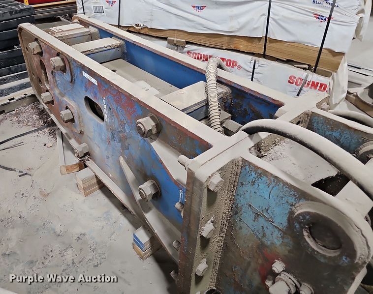 image for item OG9502 Okada OKB319  hydraulic breaker