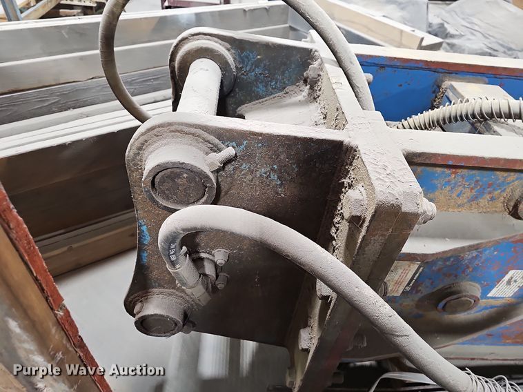 image for item OG9502 Okada OKB319  hydraulic breaker