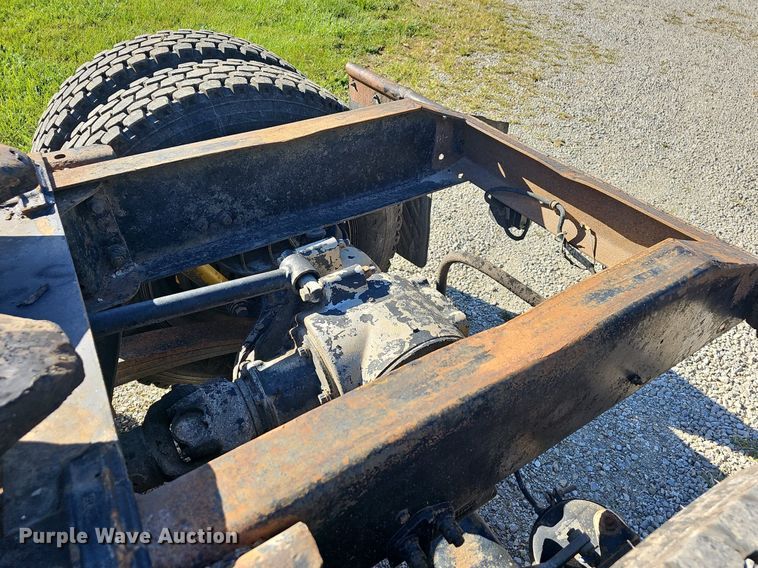 image for item OG9515 1993 Mack CH613  semi truck