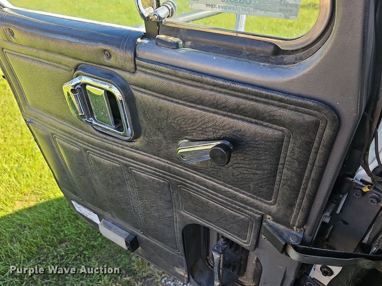 image for item OG9515 1993 Mack CH613  semi truck