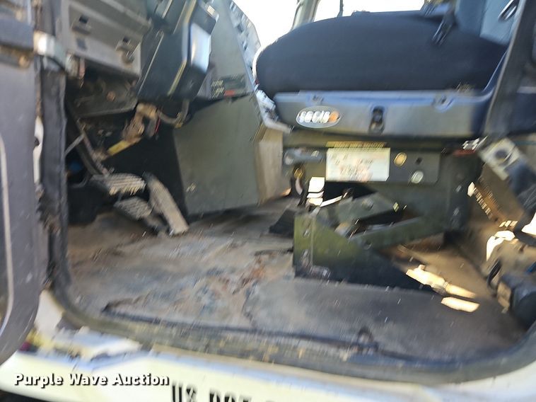 image for item OG9515 1993 Mack CH613  semi truck