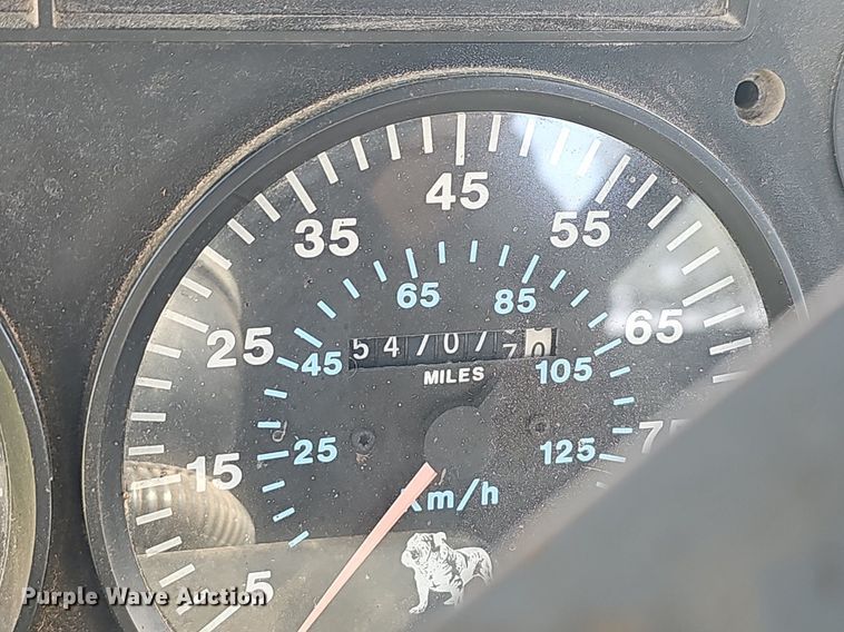 image for item OG9515 1993 Mack CH613  semi truck