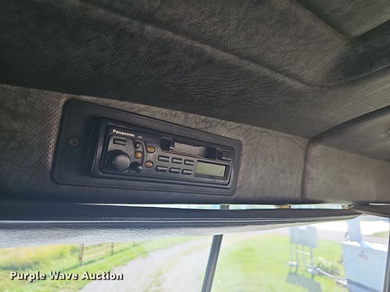 image for item OG9515 1993 Mack CH613  semi truck