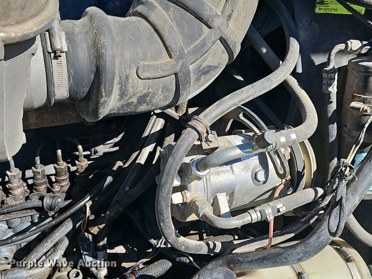 image for item OG9515 1993 Mack CH613  semi truck