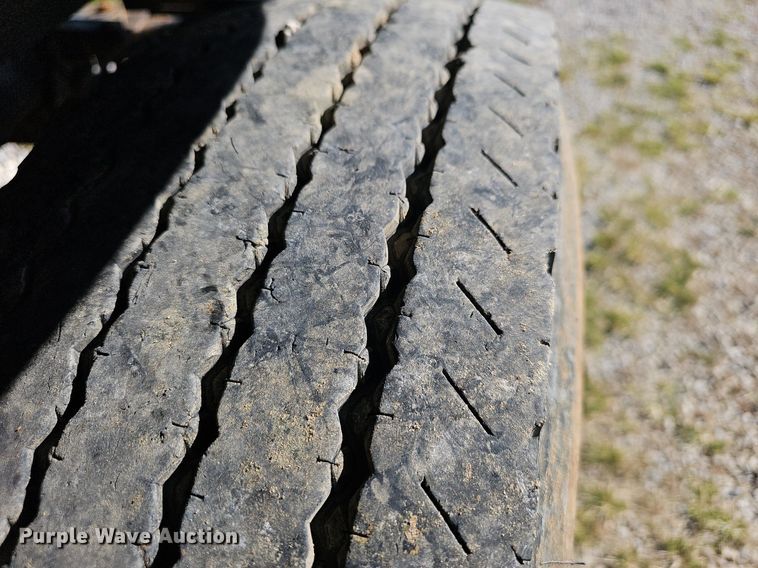 image for item OG9515 1993 Mack CH613  semi truck