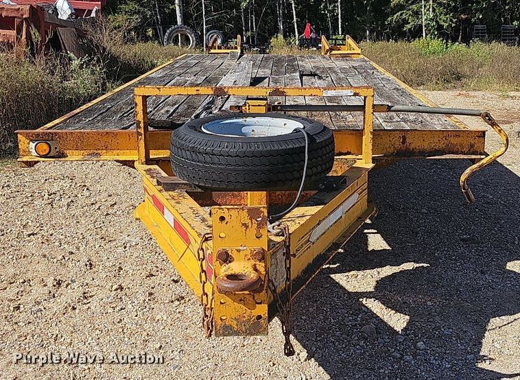 image for item OG9519 1994 CZ Engineering CZ18K  flatbed trailer