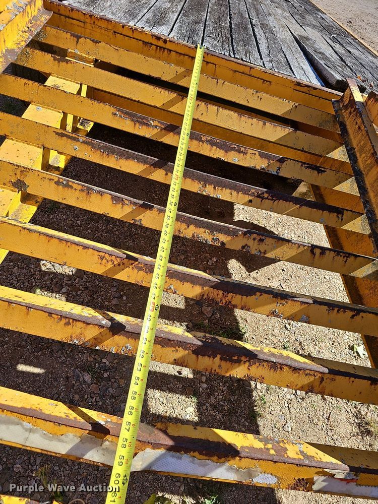 image for item OG9519 1994 CZ Engineering CZ18K  flatbed trailer