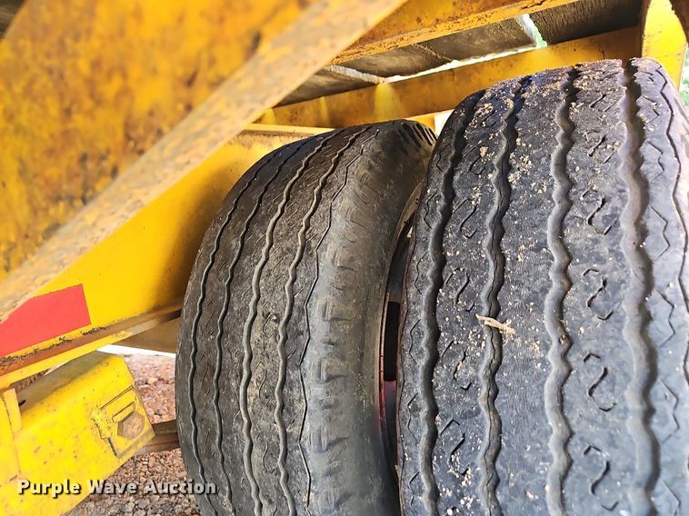 image for item OG9519 1994 CZ Engineering CZ18K  flatbed trailer