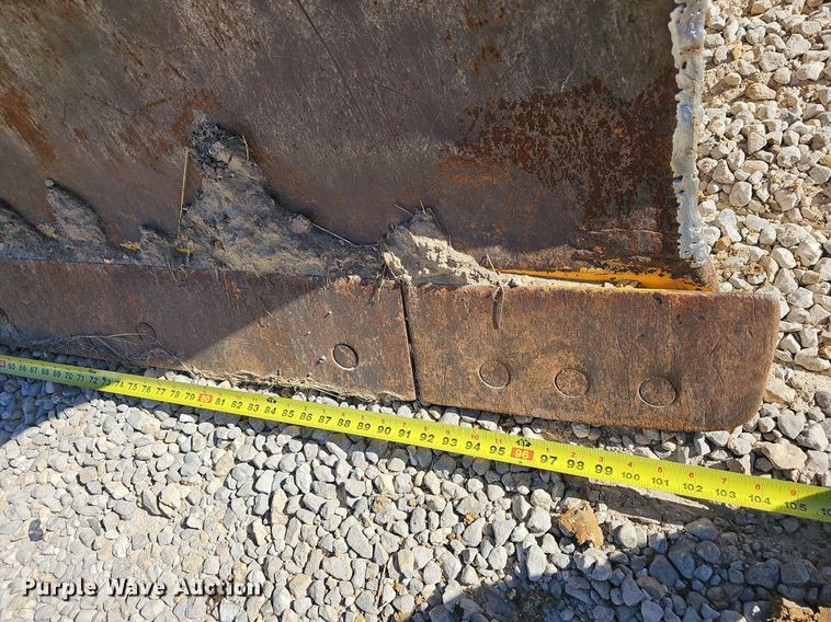 image for item OG9520 1989 John Deere 550G  dozer