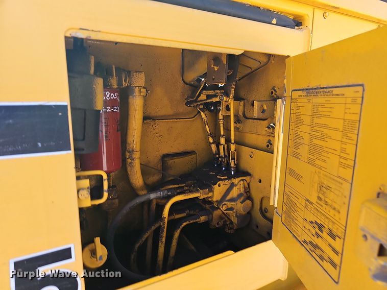 image for item OG9520 1989 John Deere 550G  dozer