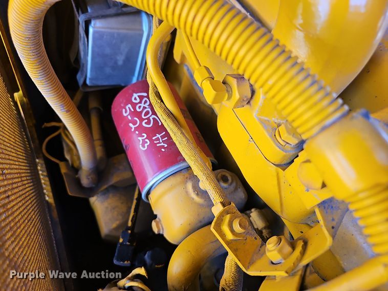 image for item OG9520 1989 John Deere 550G  dozer