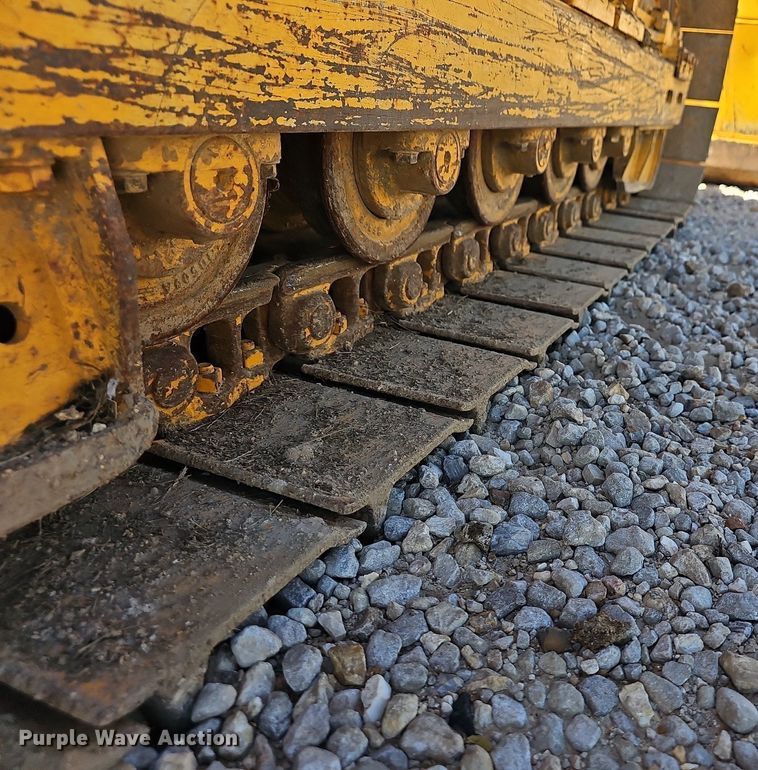 image for item OG9520 1989 John Deere 550G  dozer