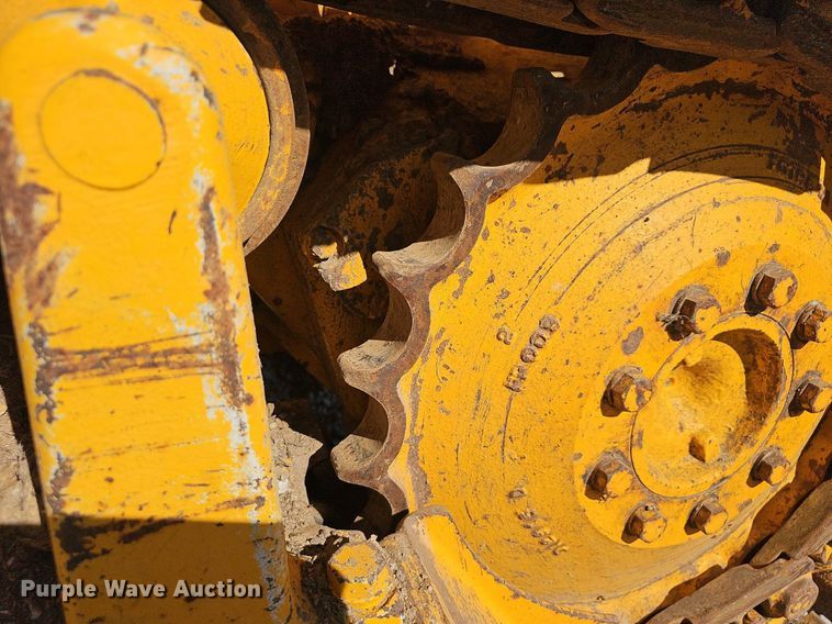 image for item OG9520 1989 John Deere 550G  dozer