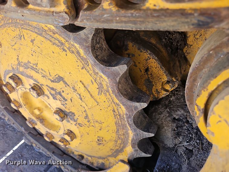 image for item OG9520 1989 John Deere 550G  dozer