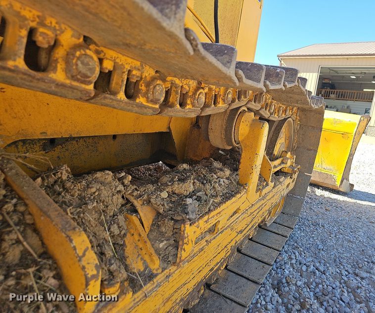 image for item OG9520 1989 John Deere 550G  dozer