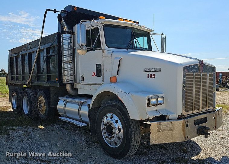 image for item OG9523 2005 Kenworth T800  dump truck