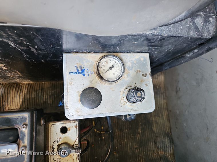 image for item OG9523 2005 Kenworth T800  dump truck