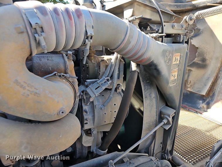 image for item OG9523 2005 Kenworth T800  dump truck