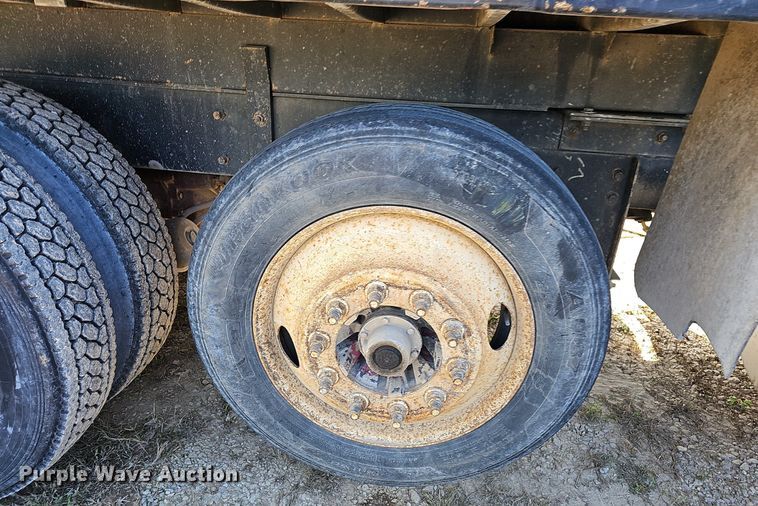 image for item OG9523 2005 Kenworth T800  dump truck