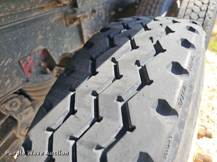 image for item OG9523 2005 Kenworth T800  dump truck