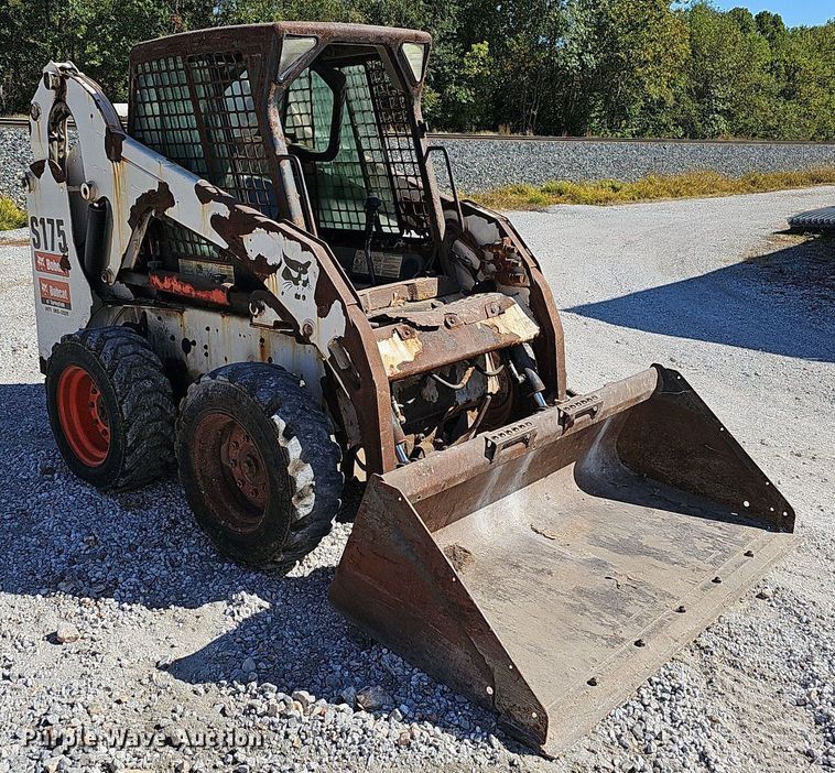 image for item OG9529 2008 Bobcat S175  skid steer loader