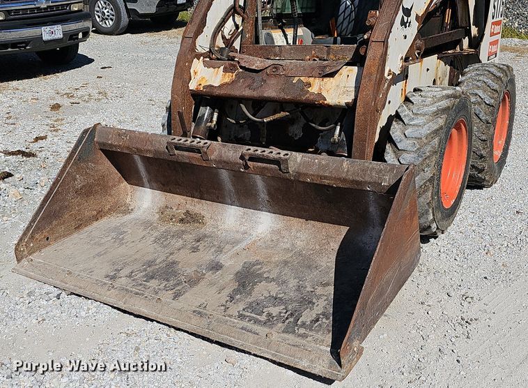 image for item OG9529 2008 Bobcat S175  skid steer loader