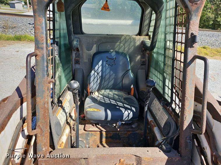 image for item OG9529 2008 Bobcat S175  skid steer loader