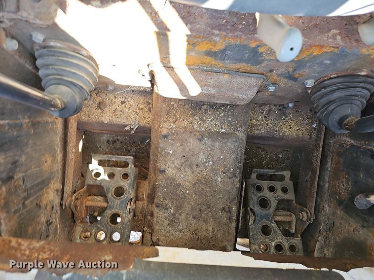 image for item OG9529 2008 Bobcat S175  skid steer loader