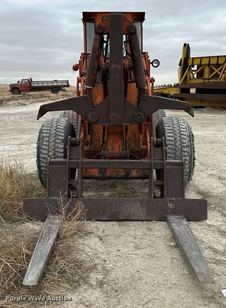 image for item OK9001 1974 Allis-Chalmers 840  wheel loader