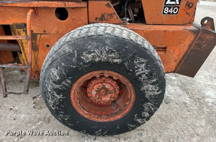 image for item OK9001 1974 Allis-Chalmers 840  wheel loader