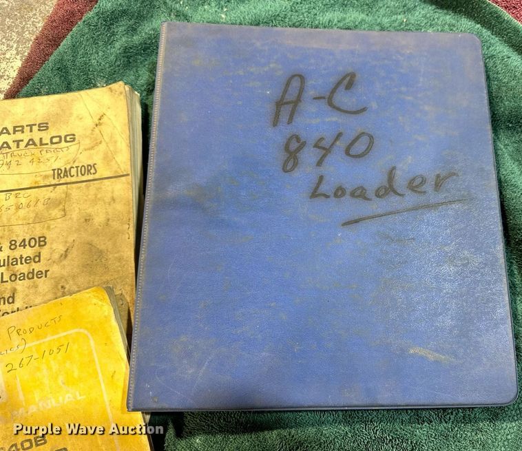 image for item OK9001 1974 Allis-Chalmers 840  wheel loader