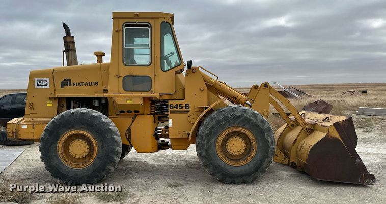 image for item OK9002 1977 Fiat-Allis 645B  wheel loader
