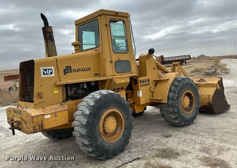 image for item OK9002 1977 Fiat-Allis 645B  wheel loader