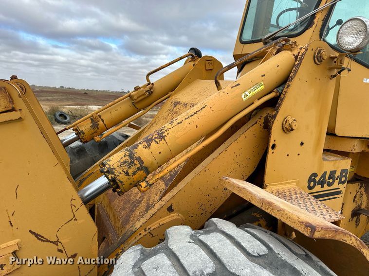 image for item OK9002 1977 Fiat-Allis 645B  wheel loader