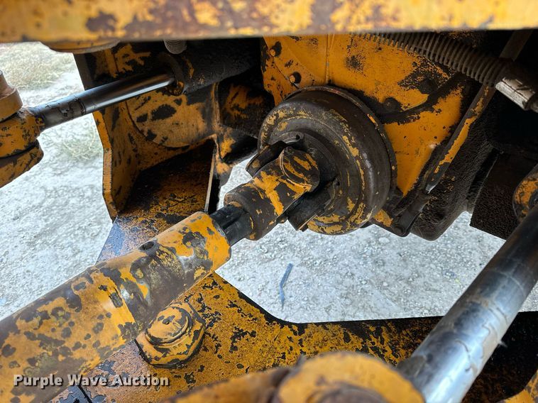 image for item OK9002 1977 Fiat-Allis 645B  wheel loader