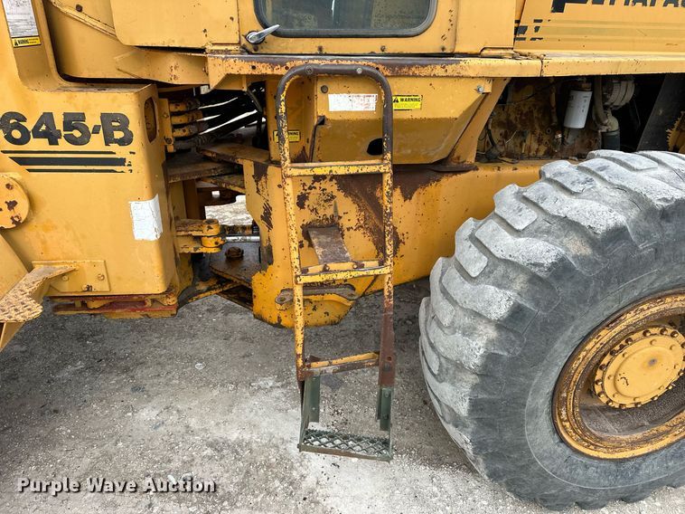 image for item OK9002 1977 Fiat-Allis 645B  wheel loader