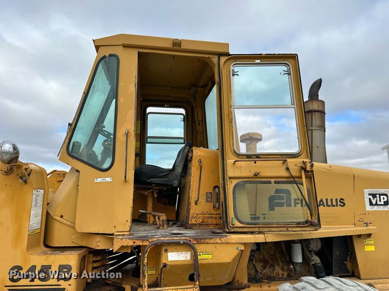 image for item OK9002 1977 Fiat-Allis 645B  wheel loader