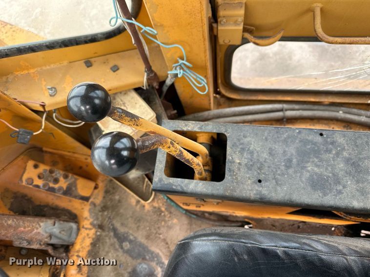 image for item OK9002 1977 Fiat-Allis 645B  wheel loader