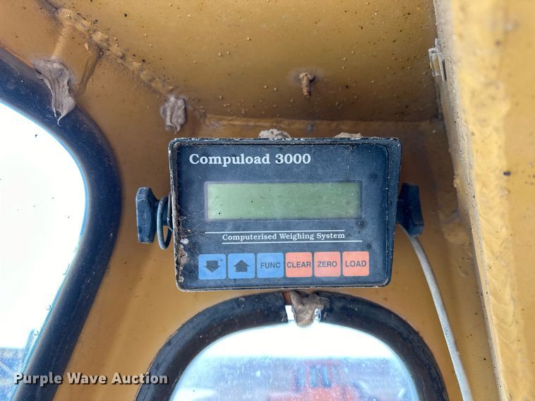 image for item OK9002 1977 Fiat-Allis 645B  wheel loader