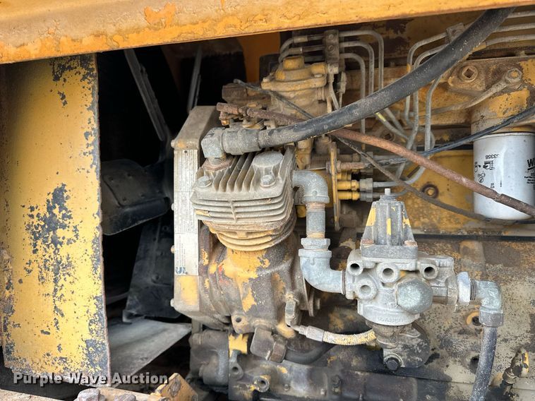 image for item OK9002 1977 Fiat-Allis 645B  wheel loader