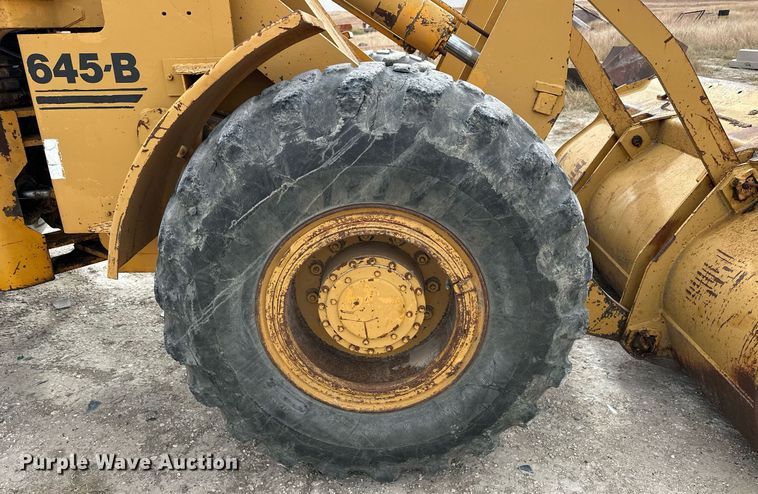image for item OK9002 1977 Fiat-Allis 645B  wheel loader