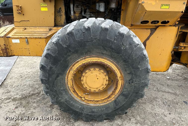 image for item OK9002 1977 Fiat-Allis 645B  wheel loader
