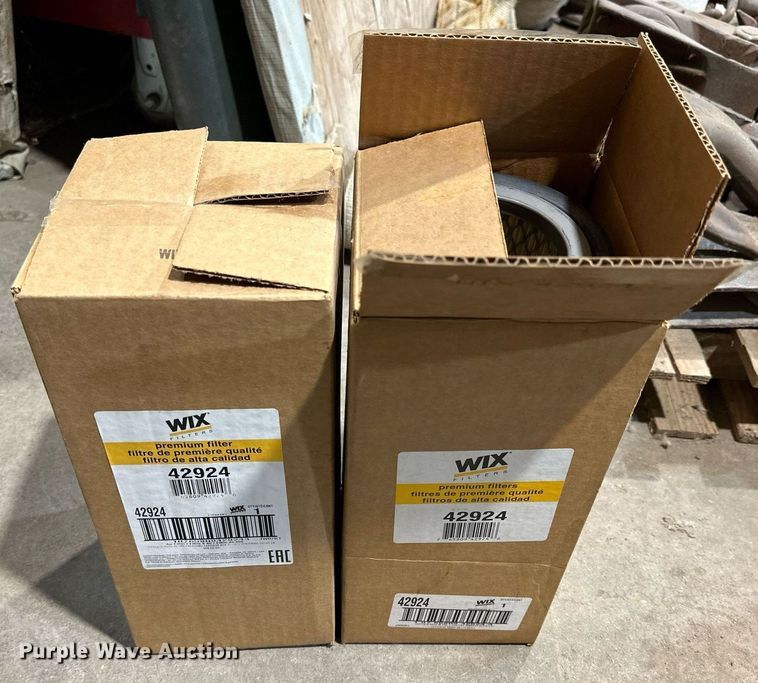 image for item OK9002 1977 Fiat-Allis 645B  wheel loader